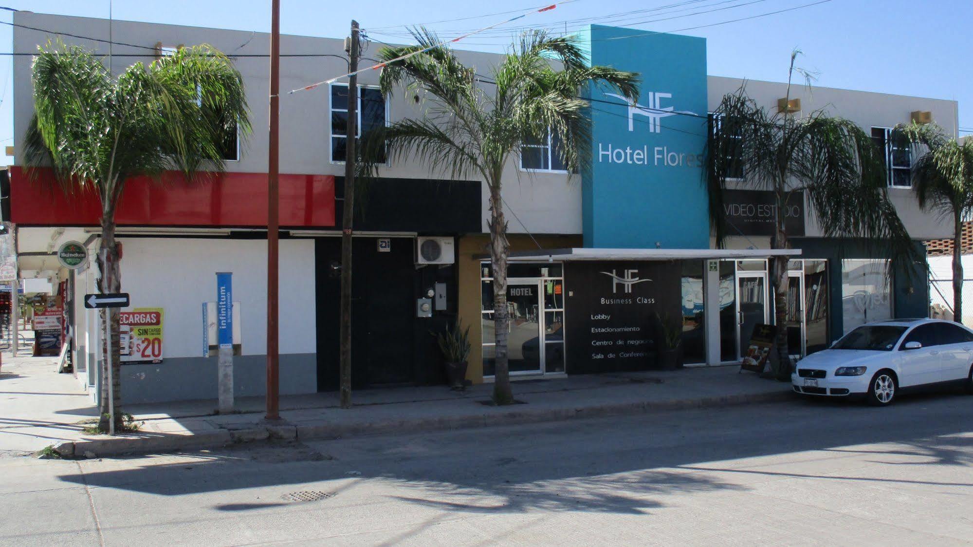 Hotel Flores Guamuchil Extérieur photo